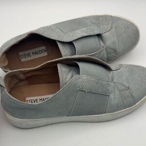Steve Madden Light Blue Women’s Slip On Sneakers -6.5M- casual- travel-festival
